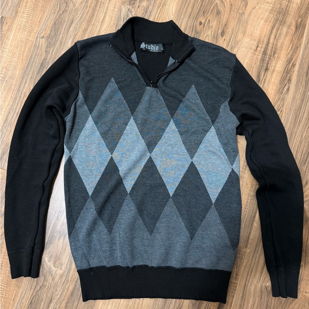 Omega Men's Black and Gray Argyle Zip-Up Sweater